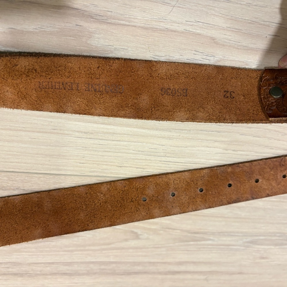 Western, Cowboy, Glamour, Brown Leather Belt with Pink Crystal Buckle - Picture 4 of 6